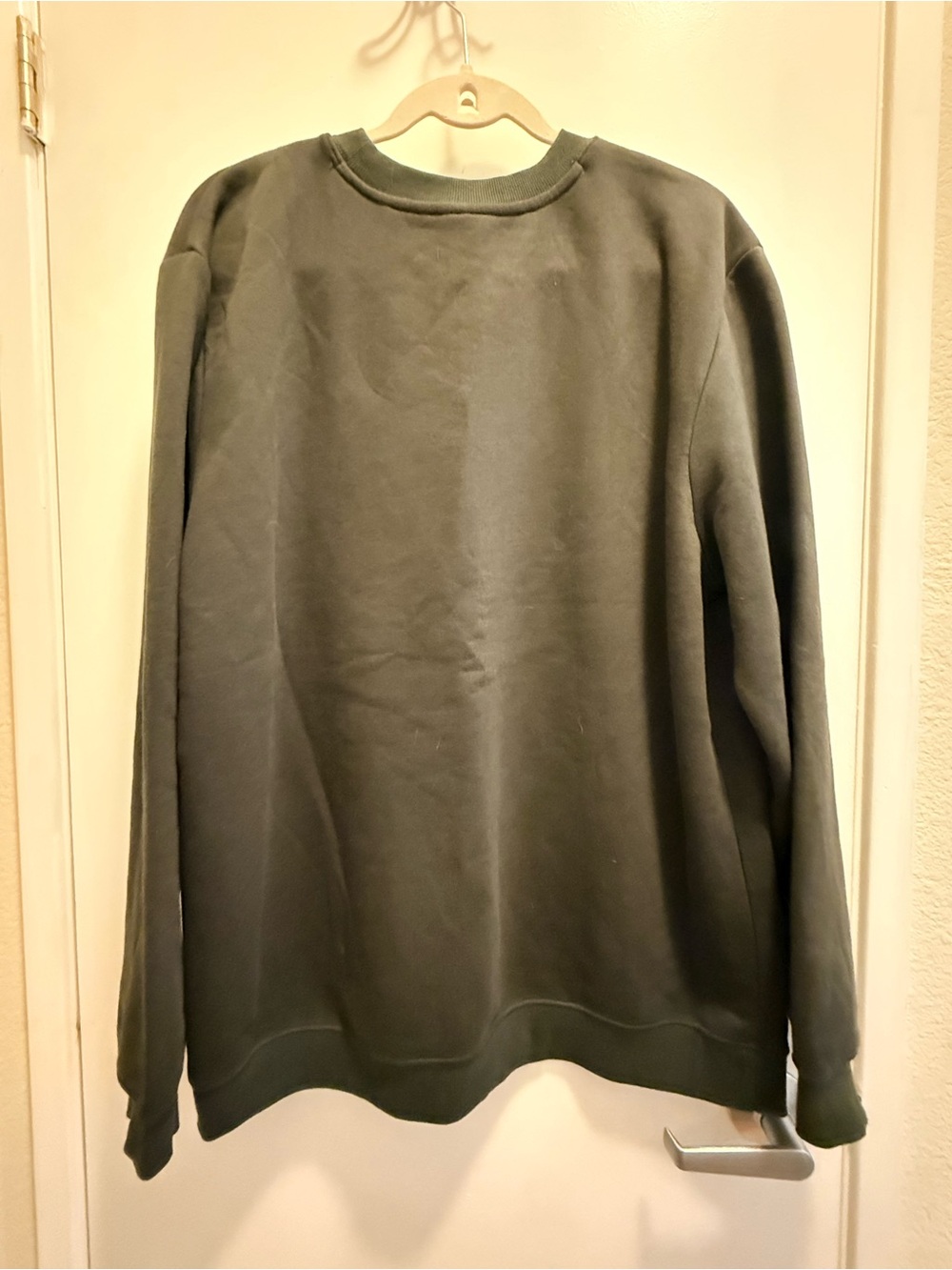 Disneyland Graphic Crew Sweatshirt - Picture 3 of 7